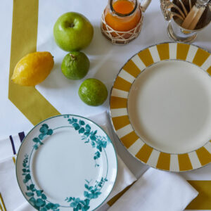 Essentials Dinner Plate (Set of 4), Yellow
